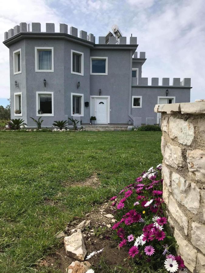 La Vatura Hotel Gialova Bagian luar foto